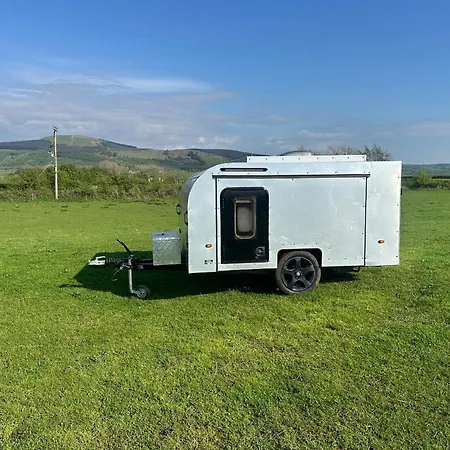 Luksusowy namiot Jerry The Camper For Hire Self Tow To Your Destination In District Cumbria *
